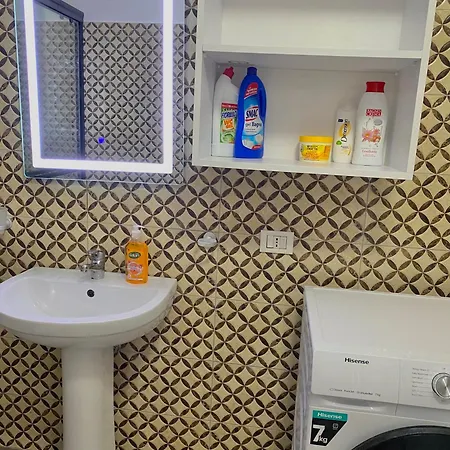 Prestige Apartament Sea View * Durres