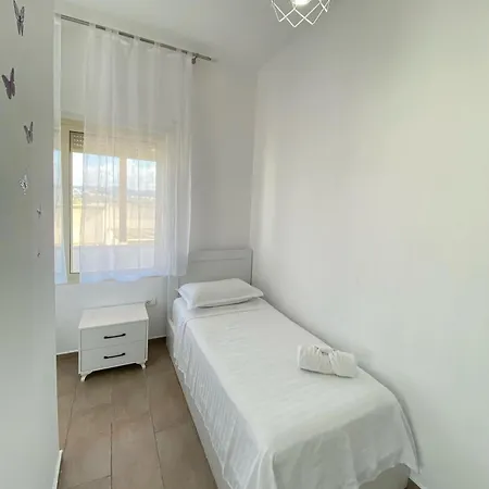 Prestige Apartament Sea View *