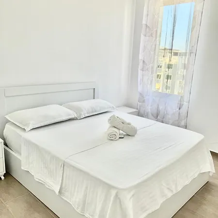 Prestige Sea View Apartment Durrës
